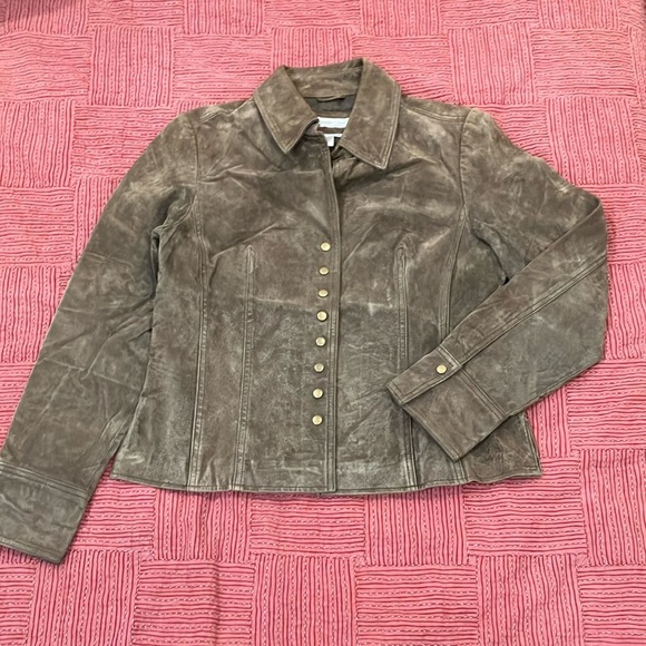 Coldwater Creek Brown suede Leather Jacket with Classic fitted design and snaps - Picture 1 of 16